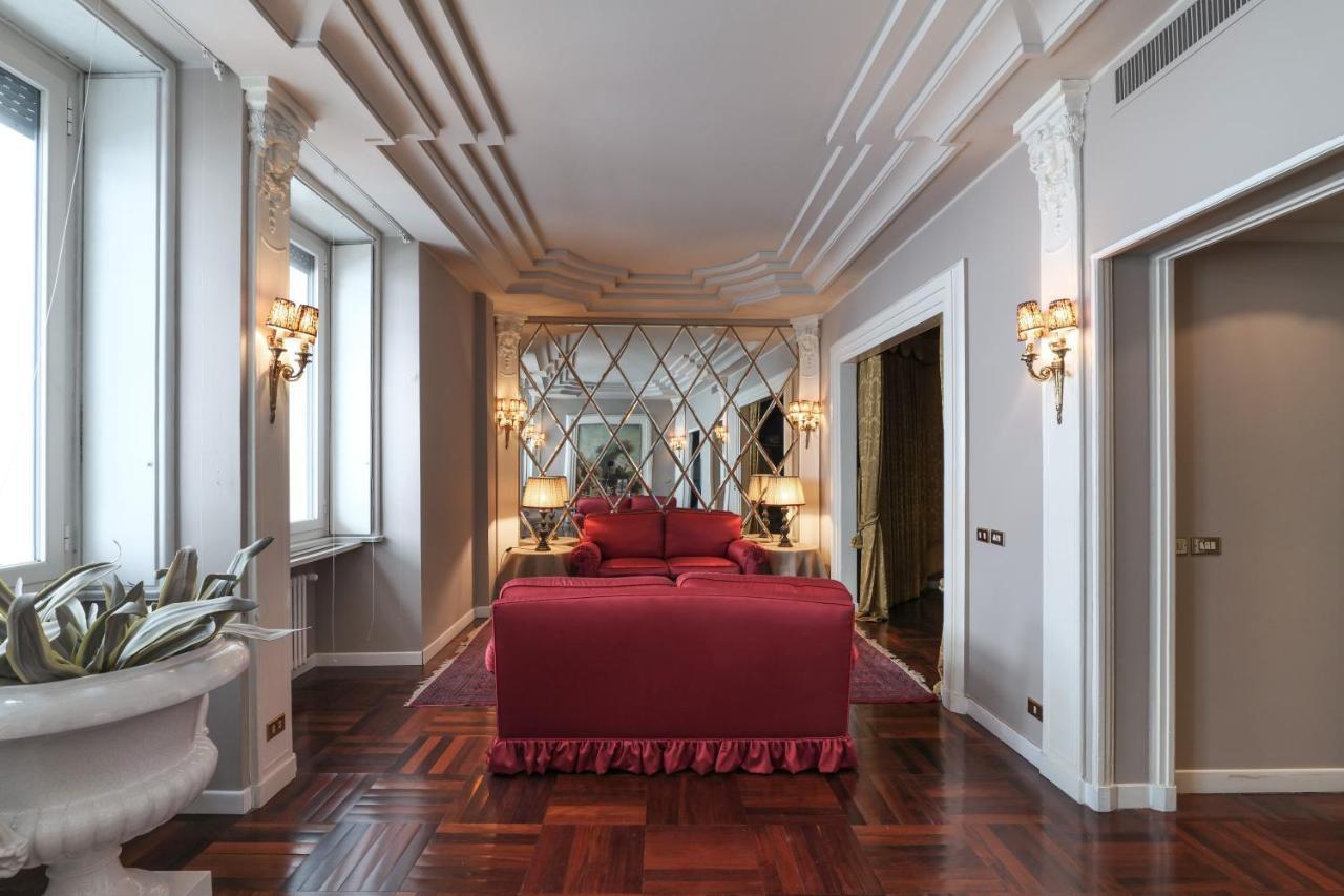 Luxury Galleria Apt - Milan Duomo ภายนอก รูปภาพ